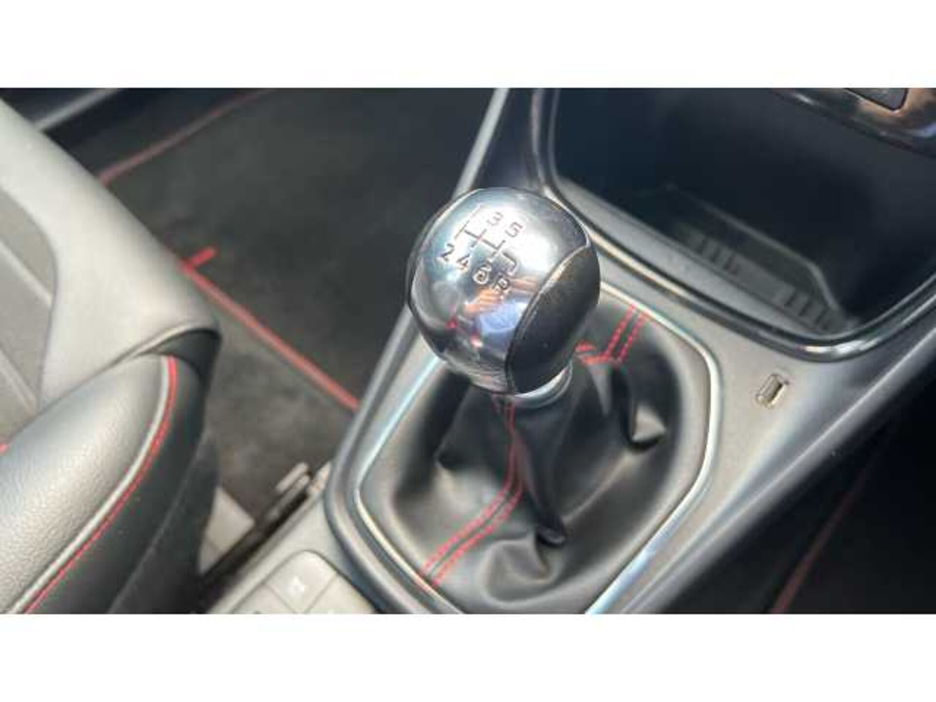 Ford Puma 1.0 EcoBoost Hybrid mHEV 155 ST-Line X 5dr 