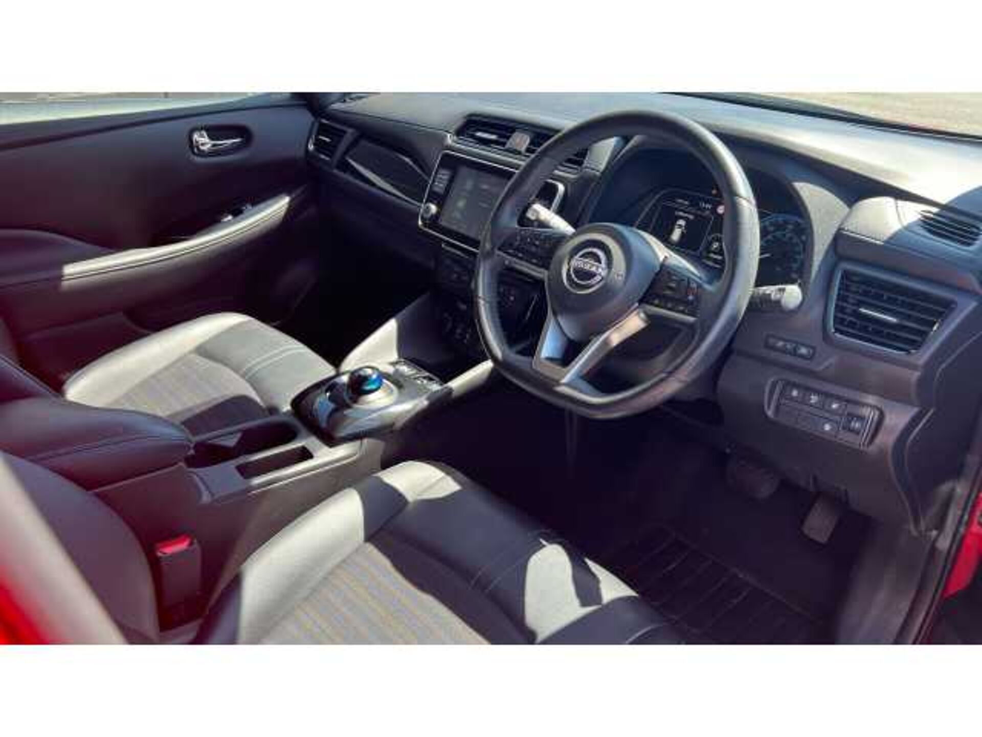 Nissan LEAF 110kW N-Connecta 39kWh 5dr Auto 