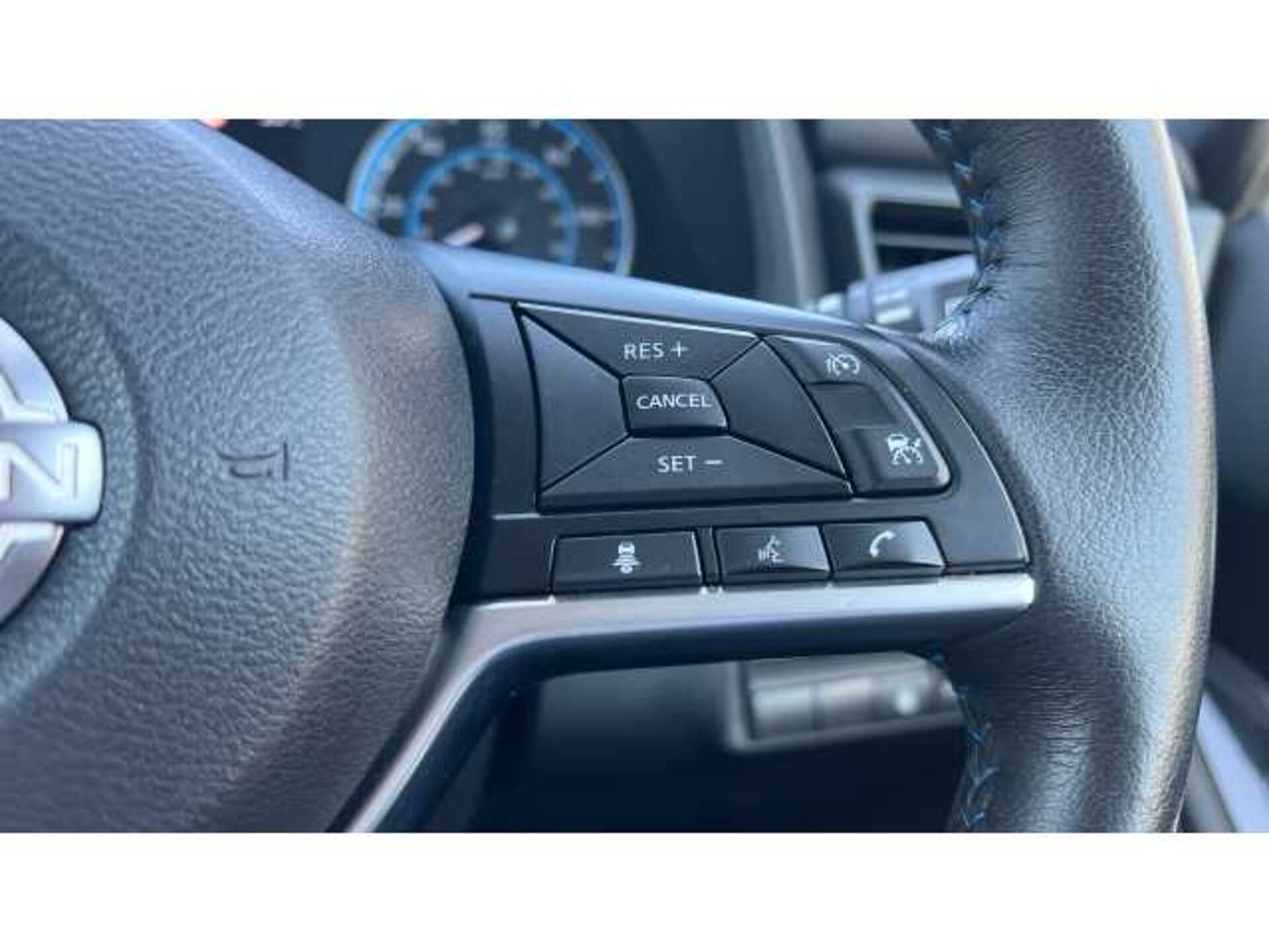 Nissan LEAF 110kW N-Connecta 39kWh 5dr Auto 