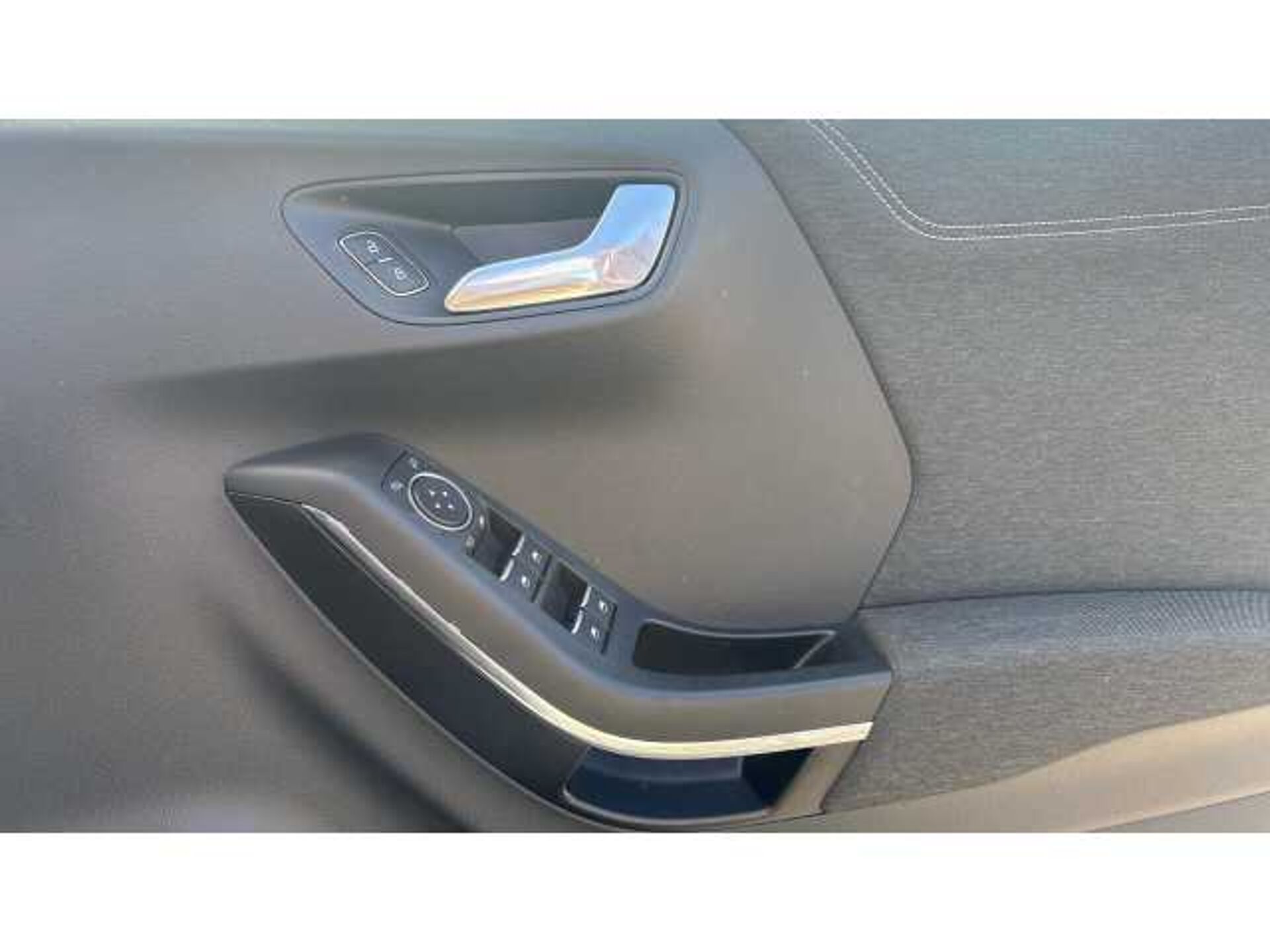 Ford Puma 1.0 EcoBoost Hybrid mHEV Titanium First Ed 5dr 