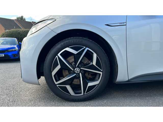 Volkswagen ID.3 ID.3 150kW Family Pro Performance 58kWh 5dr Auto 