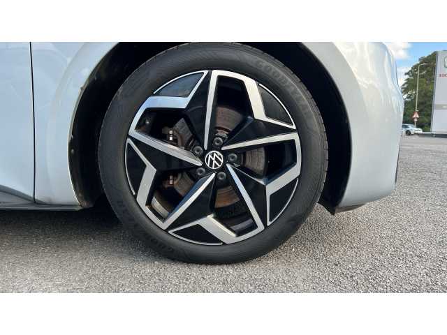 Volkswagen ID.3 ID.3 150kW Family Pro Performance 58kWh 5dr Auto 