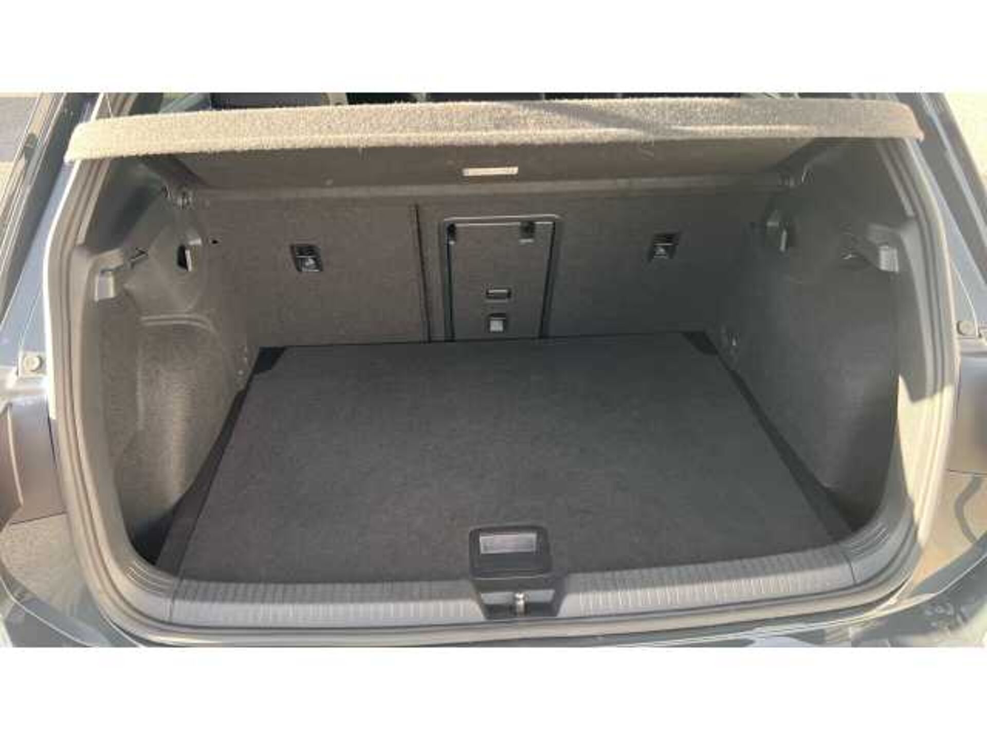 Volkswagen Golf 1.5 TSI R-Line 5dr 