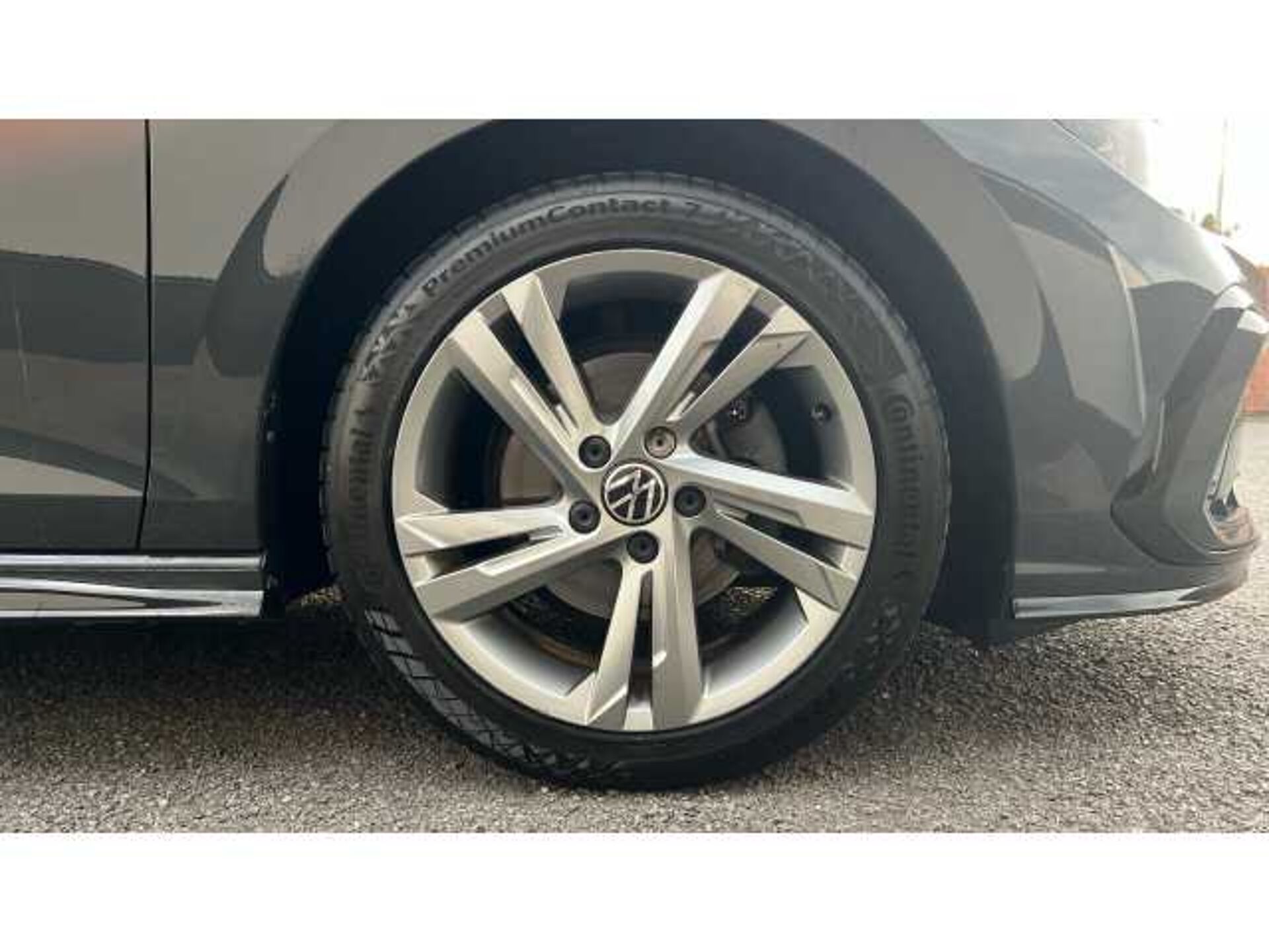 Volkswagen Golf 1.5 TSI R-Line 5dr 