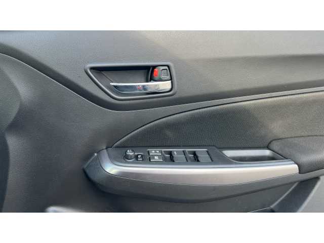 Suzuki Swift SWIFT 1.2 Dualjet 83 12V Hybrid SZ5 5dr Auto 
