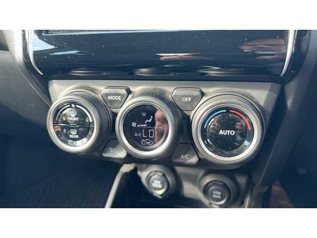 Suzuki Swift SWIFT 1.2 Dualjet 83 12V Hybrid SZ5 5dr Auto 