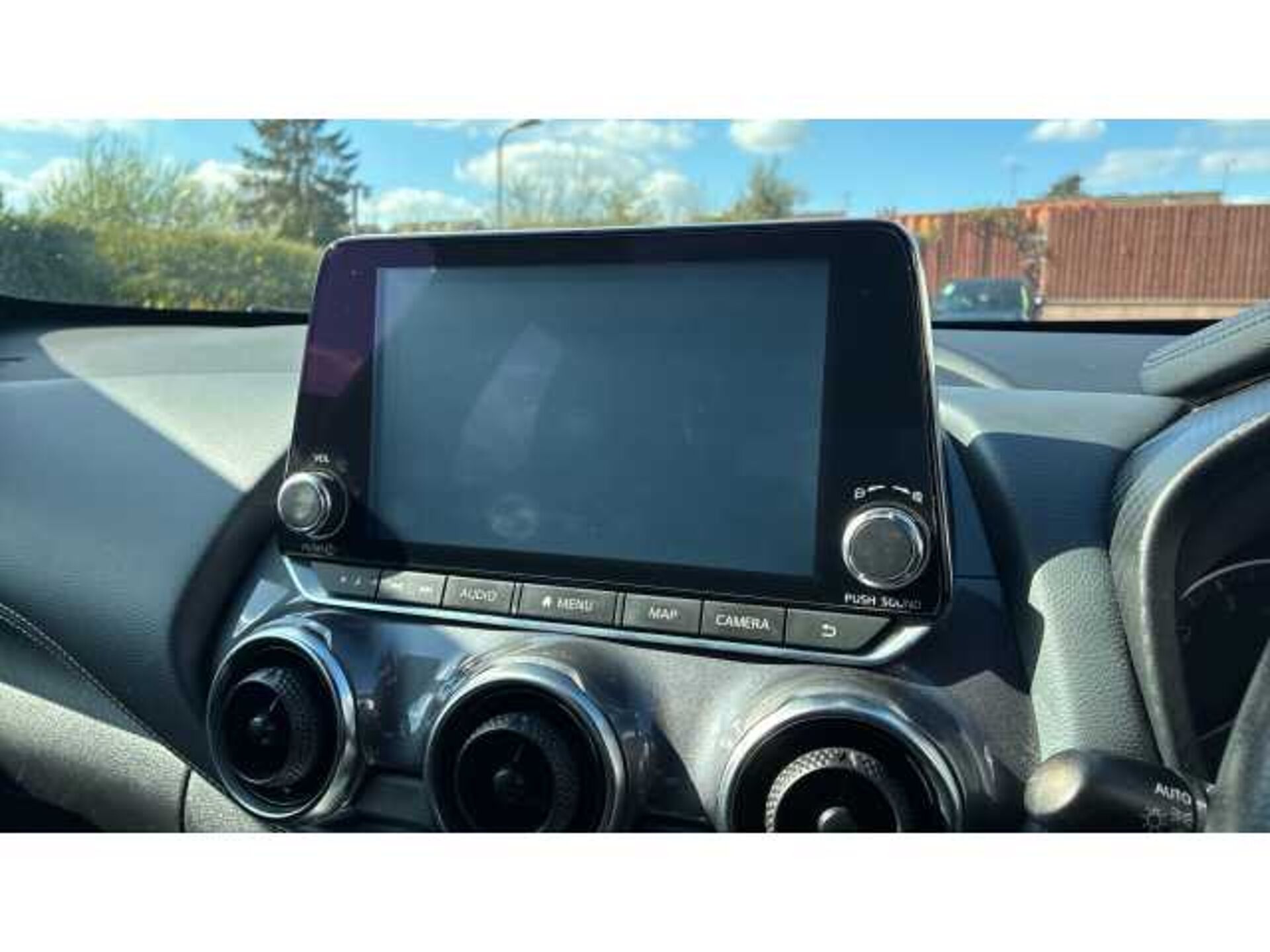 Nissan Juke JUKE 1.0 DiG-T Tekna 5dr 