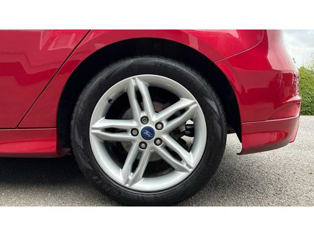 Ford Focus FOCUS 1.5 TDCi 120 Zetec S 5dr 