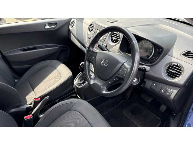 Hyundai i10 I10 1.2 Premium 5dr Auto 