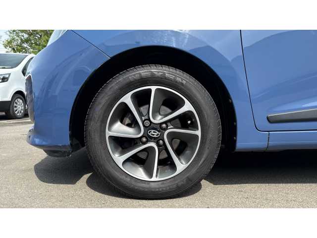 Hyundai i10 I10 1.2 Premium 5dr Auto 