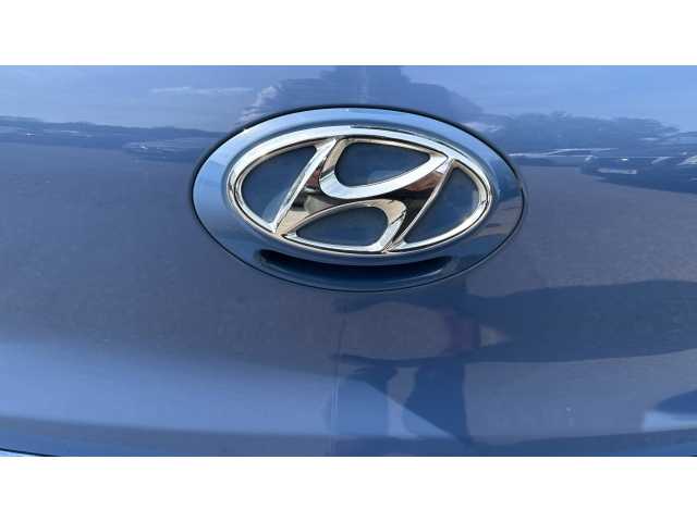 Hyundai i10 I10 1.2 Premium 5dr Auto 