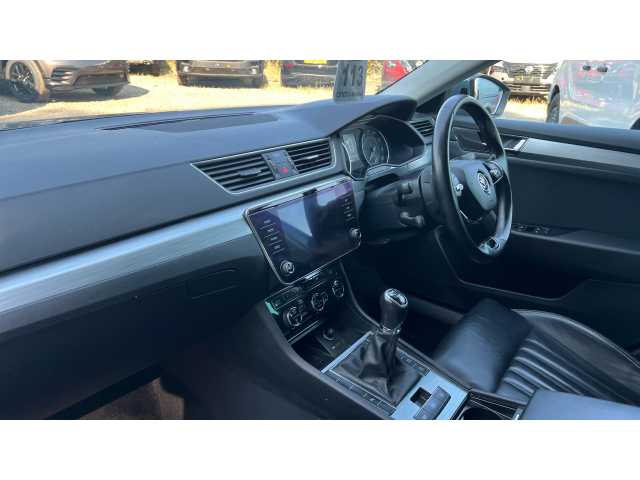 SKODA Superb SUPERB 1.5 TSI SE Technology 5dr 