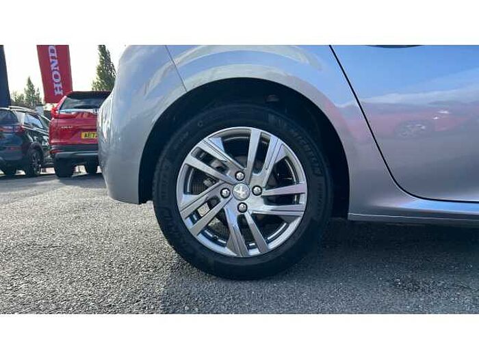 Peugeot 208 208 1.2 PureTech 100 Active 5dr 