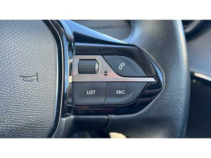 Peugeot 208 208 1.2 PureTech 100 Active 5dr 