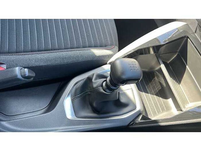 Peugeot 208 208 1.2 PureTech 100 Active 5dr 