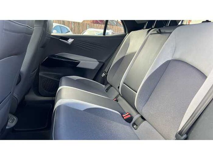 Volkswagen ID.3 150kW Family Pro Performance 58kWh 5dr Auto 