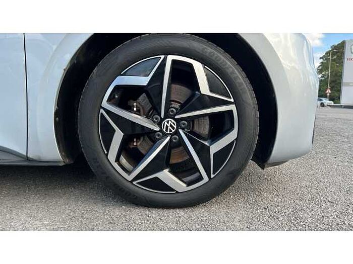 Volkswagen ID.3 150kW Family Pro Performance 58kWh 5dr Auto 
