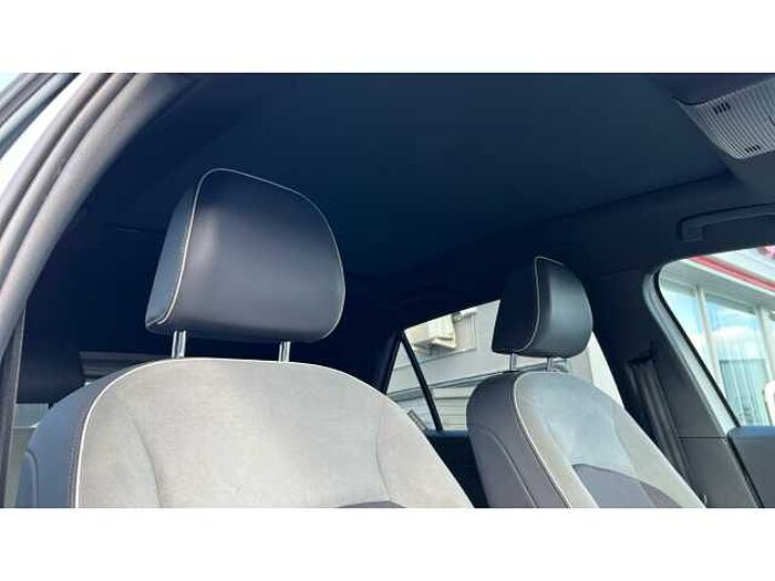 Volkswagen ID.3 150kW Family Pro Performance 58kWh 5dr Auto 