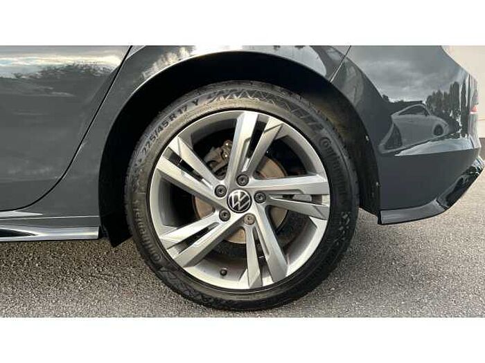 Volkswagen Golf 1.5 TSI R-Line 5dr 