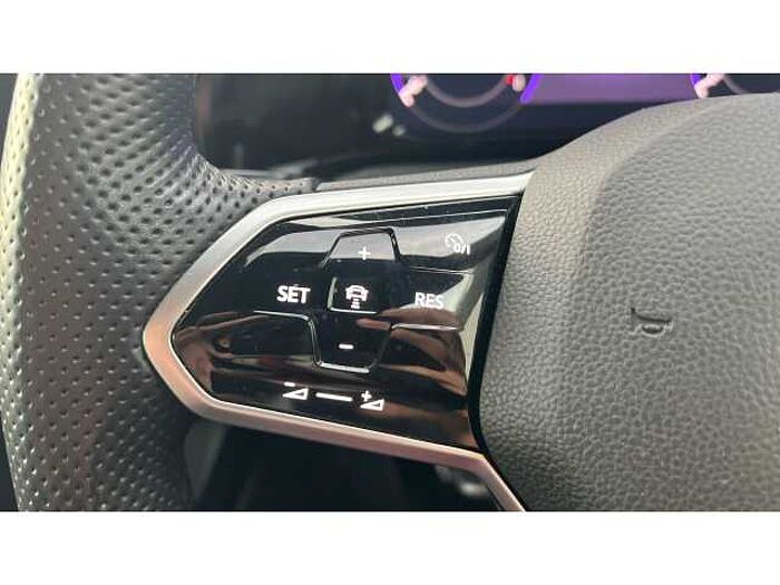 Volkswagen Golf 1.5 TSI R-Line 5dr 