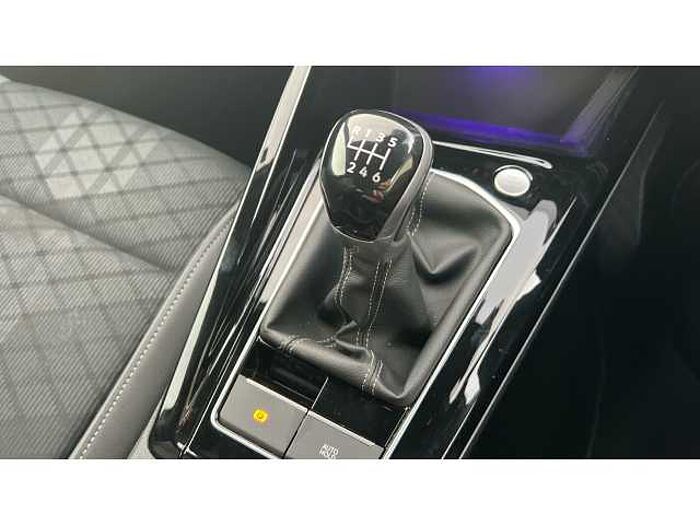 Volkswagen Golf 1.5 TSI R-Line 5dr 