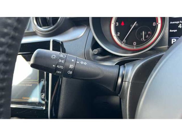Suzuki Swift SWIFT 1.2 Dualjet 83 12V Hybrid SZ5 5dr Auto 