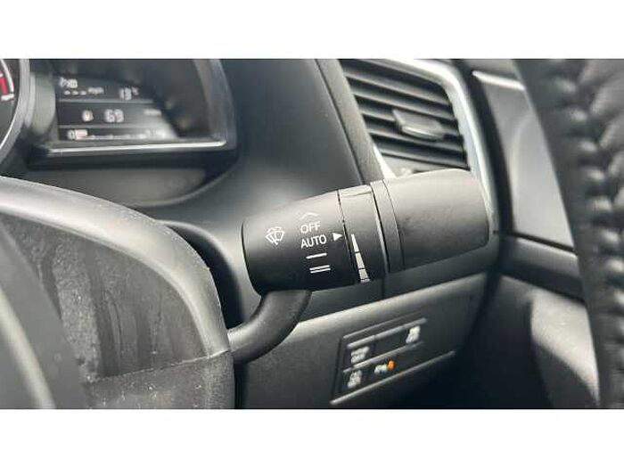 Mazda 3 3 2.0 Sport Nav 4dr 