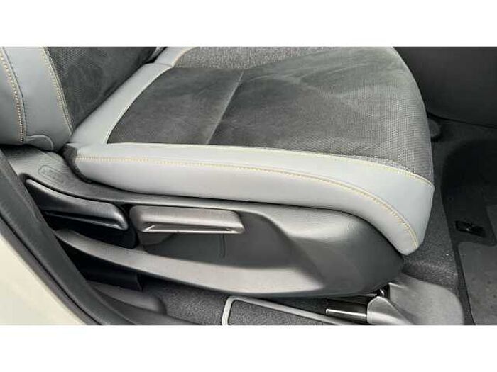 Honda Jazz Hybrid 1.5 I-mmd Hybrid Advance Sport 5Dr Ecvt Hatchback 