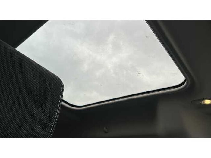 Ford Grand Tourneo GRAND TOURNEO CONNECT 1.5 TDCi 120 Titanium 5dr 