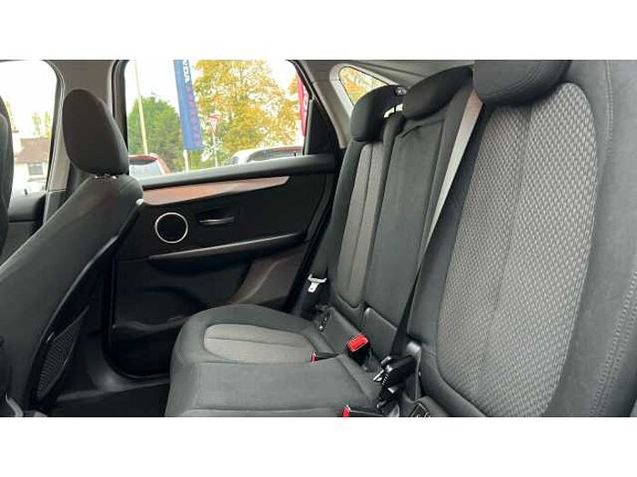 BMW  220d xDrive SE 5dr Step Auto 