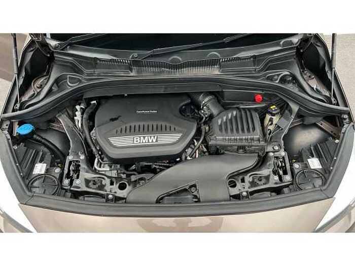 BMW  220d xDrive SE 5dr Step Auto 