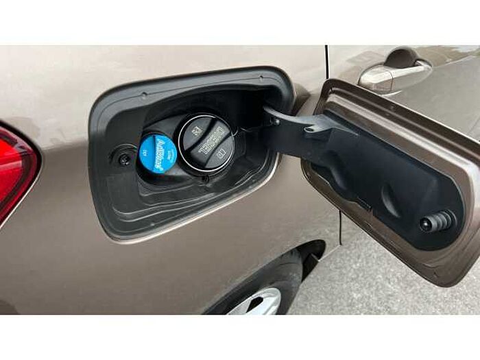 BMW  220d xDrive SE 5dr Step Auto 