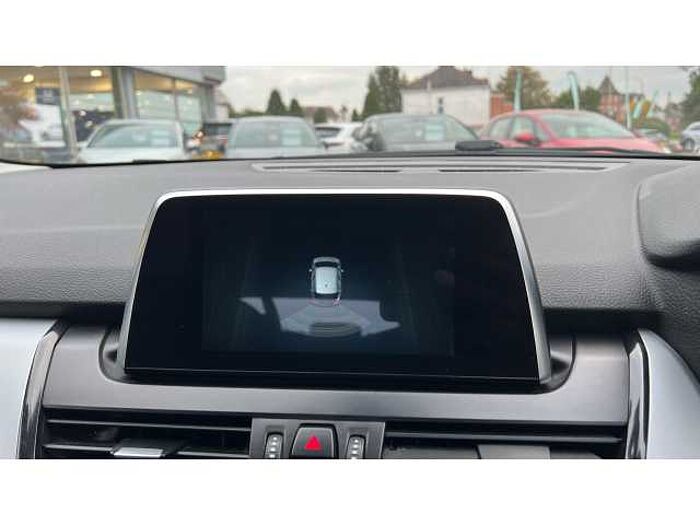 BMW  220d xDrive SE 5dr Step Auto 