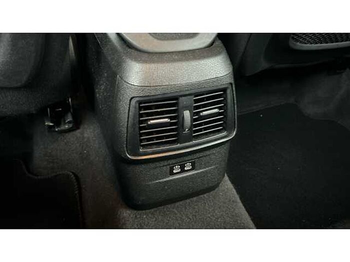 BMW  220d xDrive SE 5dr Step Auto 