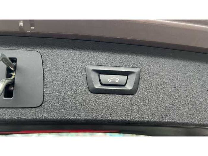 BMW  220d xDrive SE 5dr Step Auto 