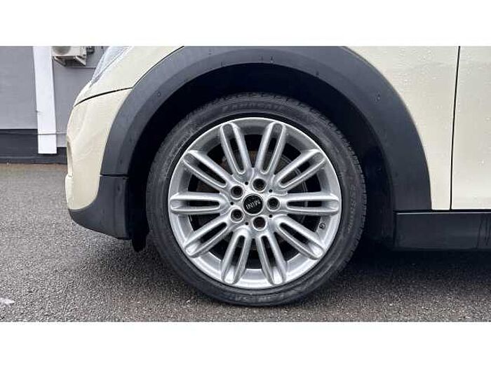 MINI Mini HATCHBACK 2.0 Cooper S D 5dr 