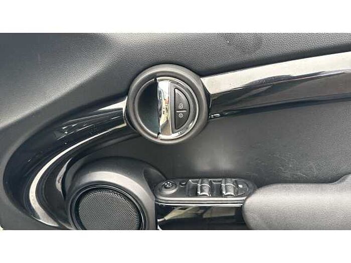 MINI Mini HATCHBACK 2.0 Cooper S D 5dr 