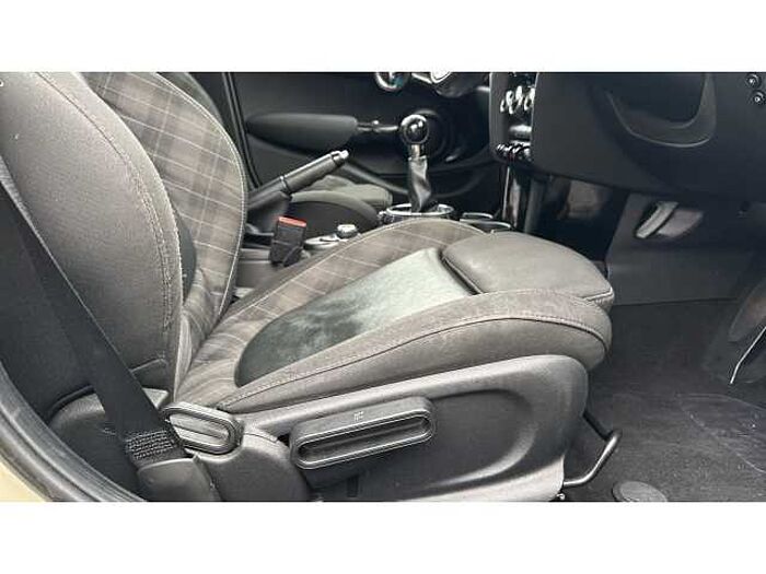 MINI Mini HATCHBACK 2.0 Cooper S D 5dr 