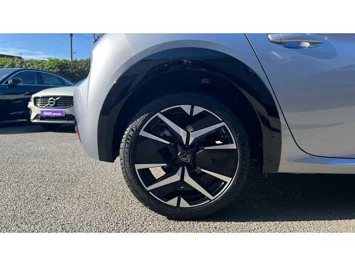 Peugeot 208 208 1.2 PureTech 100 GT 5dr 