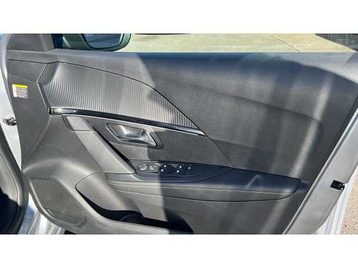 Peugeot 208 208 1.2 PureTech 100 GT 5dr 