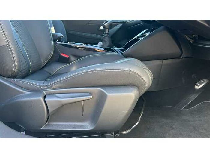 Peugeot 208 208 1.2 PureTech 100 GT 5dr 