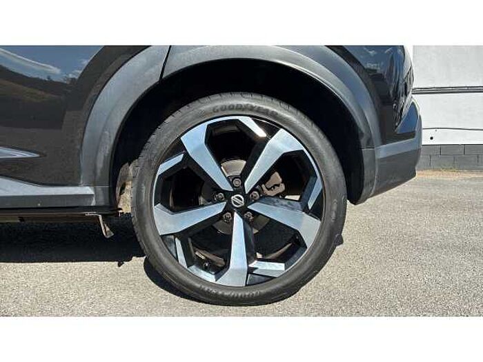 Nissan Juke JUKE 1.0 DiG-T Tekna 5dr 