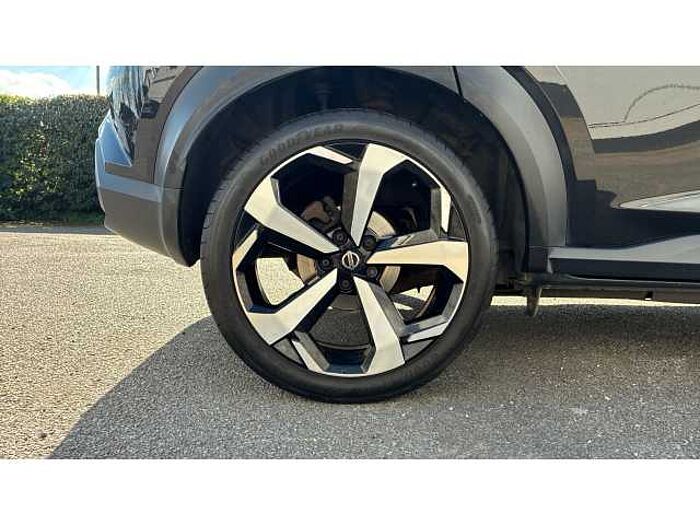 Nissan Juke JUKE 1.0 DiG-T Tekna 5dr 