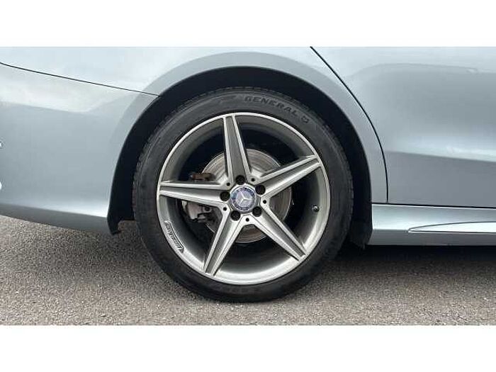 Mercedes-Benz C CLASS C220 BlueTEC AMG Line Premium Plus 4dr Auto 