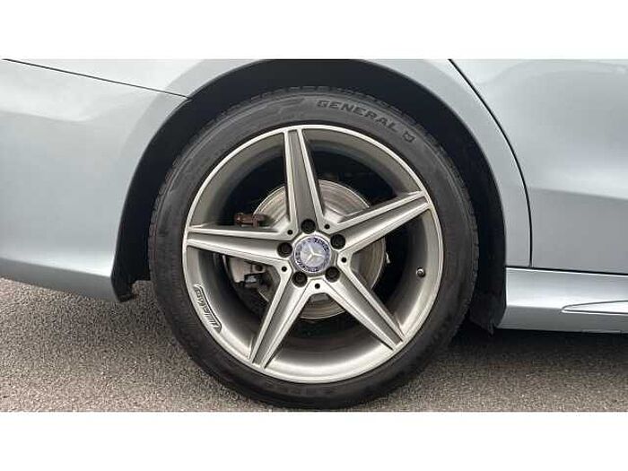 Mercedes-Benz C CLASS C220 BlueTEC AMG Line Premium Plus 4dr Auto 