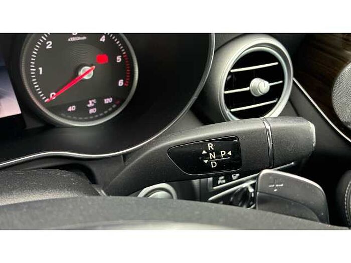 Mercedes-Benz C CLASS C220 BlueTEC AMG Line Premium Plus 4dr Auto 