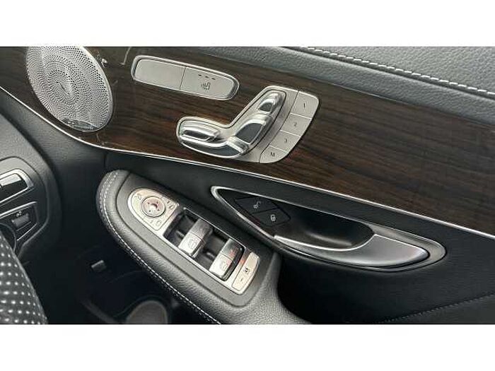 Mercedes-Benz C CLASS C220 BlueTEC AMG Line Premium Plus 4dr Auto 