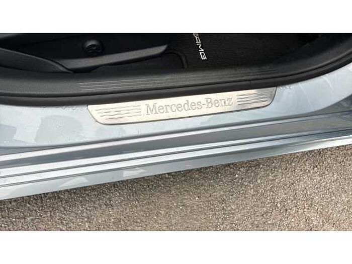 Mercedes-Benz C CLASS C220 BlueTEC AMG Line Premium Plus 4dr Auto 