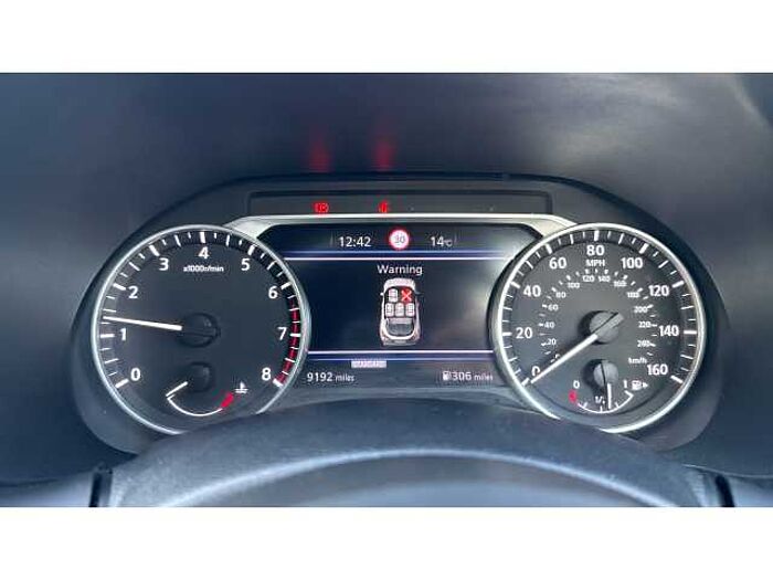 Nissan Juke JUKE 1.0 DiG-T 114 N-Connecta 5dr 