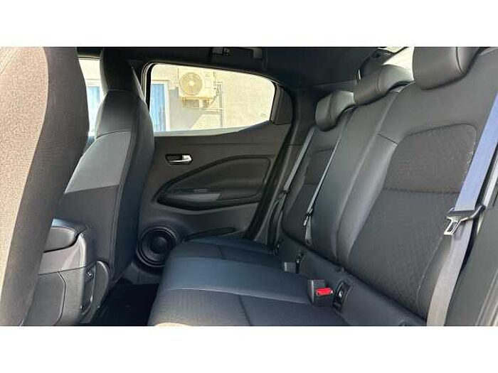 Nissan Juke JUKE 1.0 DiG-T 114 N-Connecta 5dr 